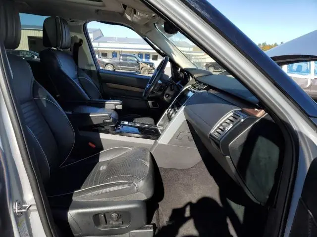 2017 LAND ROVER DISCOVERY HSE LUXURY  