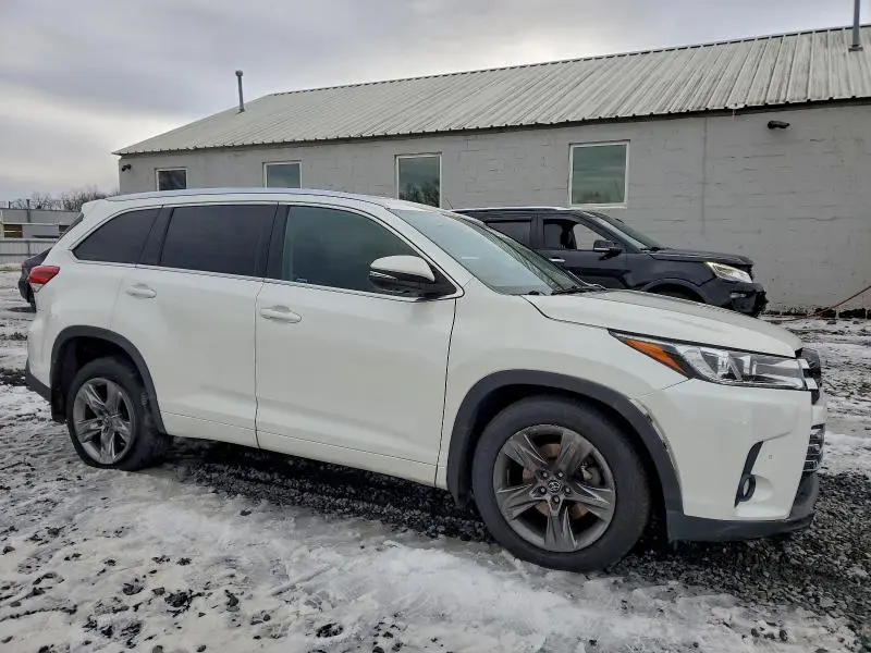 2018 TOYOTA HIGHLANDER LIMITED PLATINUM  