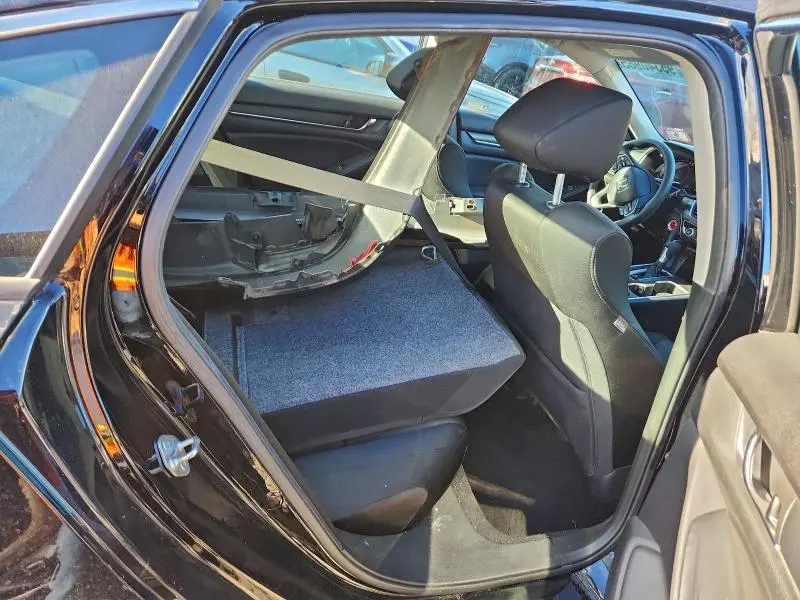 2019 HONDA ACCORD LX  