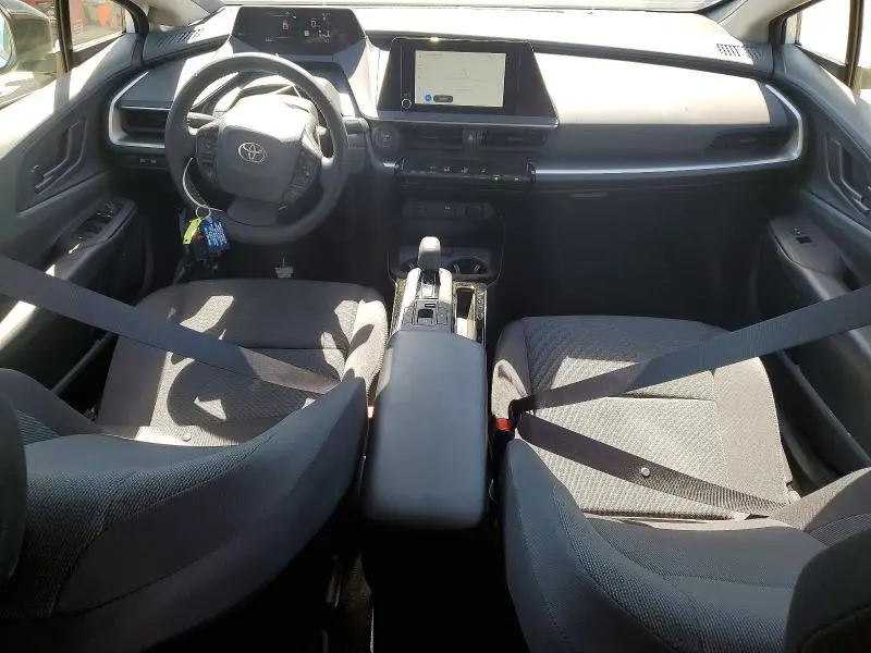 2026 TOYOTA PRIUS LE  