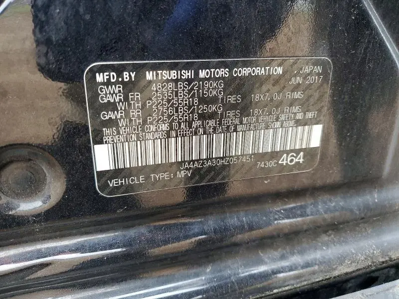 2017 MITSUBISHI OUTLANDER SE  