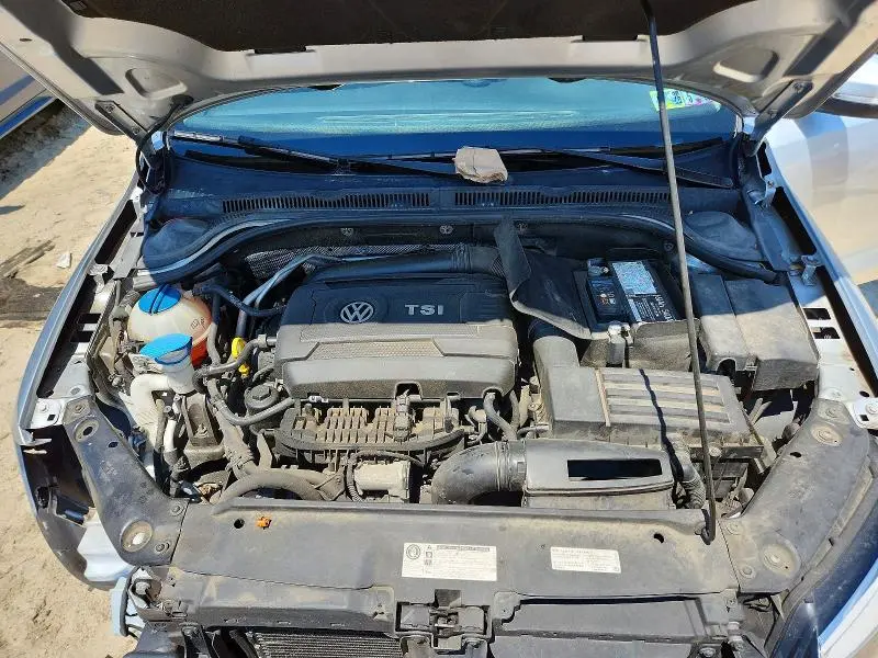 2014 VOLKSWAGEN JETTA SE  