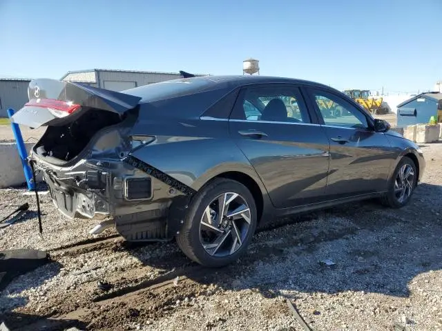 2025 HYUNDAI ELANTRA SEL  