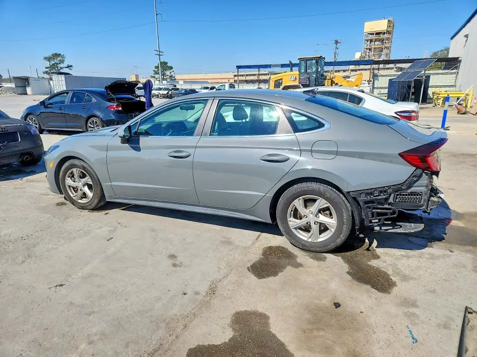 2020 HYUNDAI SONATA SE  