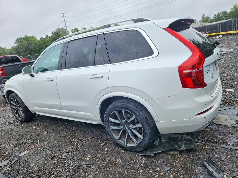 2016 VOLVO XC90 T6  