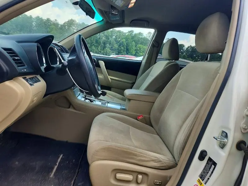 2012 TOYOTA HIGHLANDER BASE  