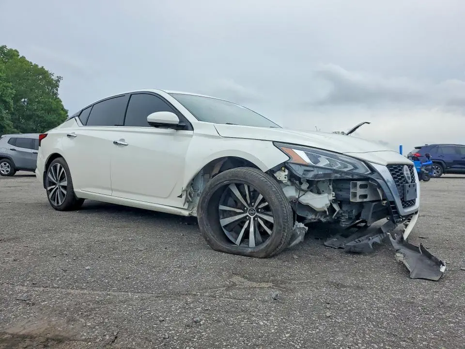 2019 NISSAN ALTIMA PLATINUM  