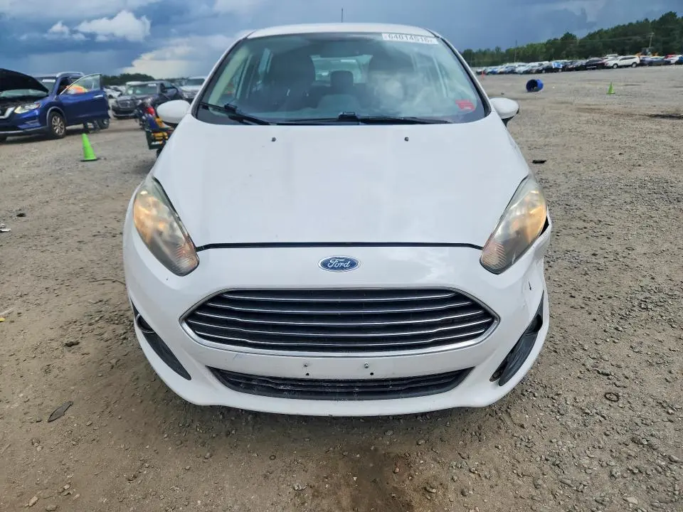 2018 FORD FIESTA SE  