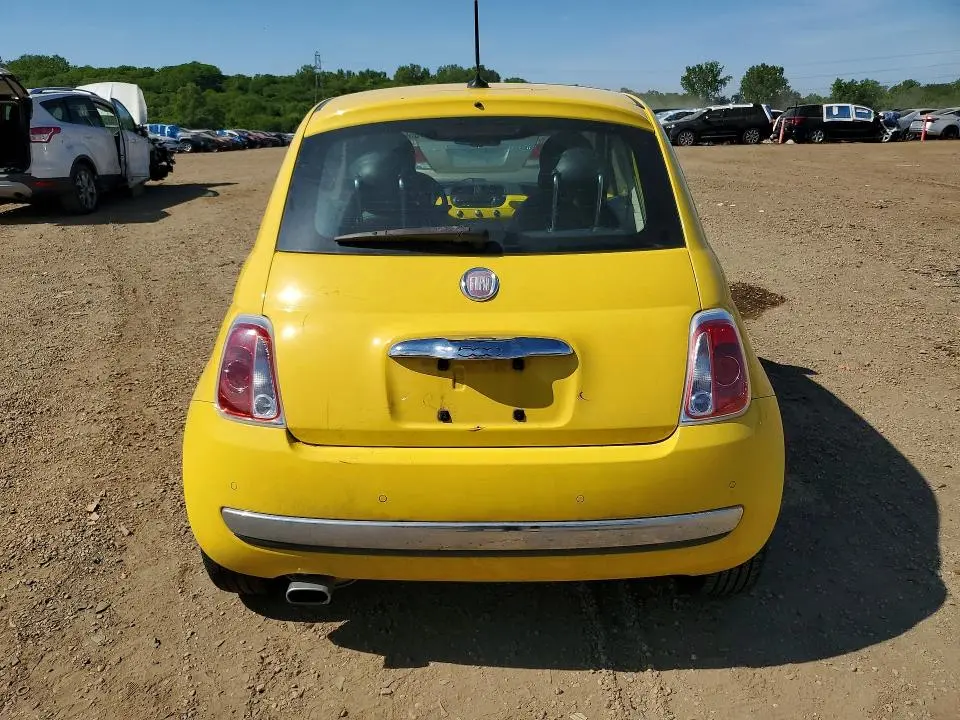 2012 FIAT 500 LOUNGE  