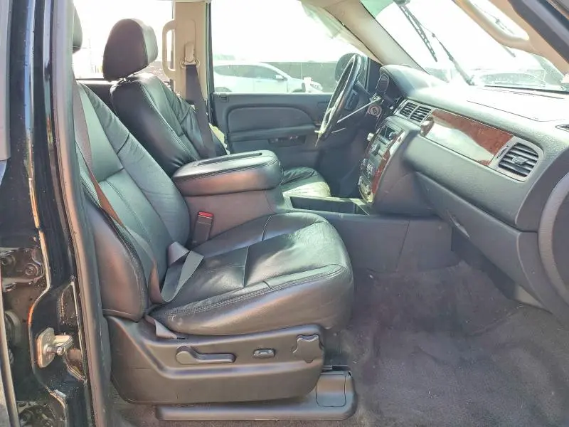 2011 CHEVROLET TAHOE C1500 LS  