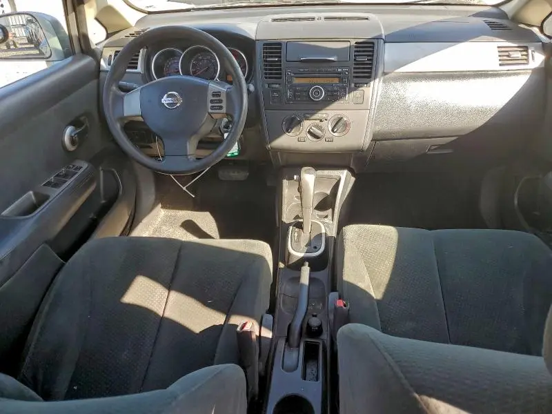 2011 NISSAN VERSA S  