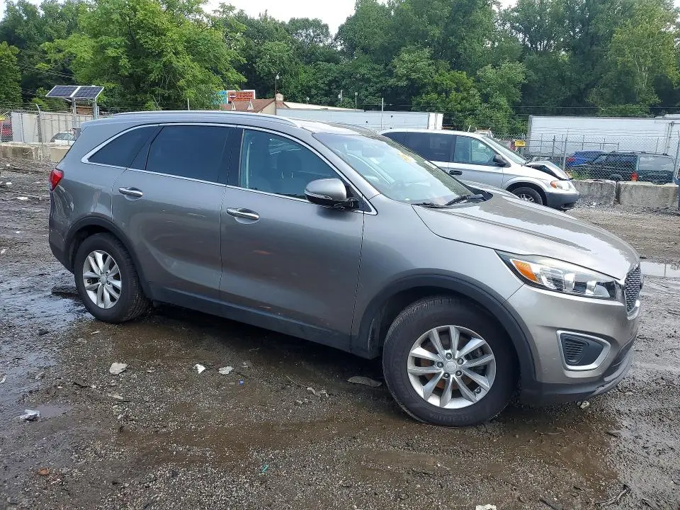 2018 KIA SORENTO LX V6  