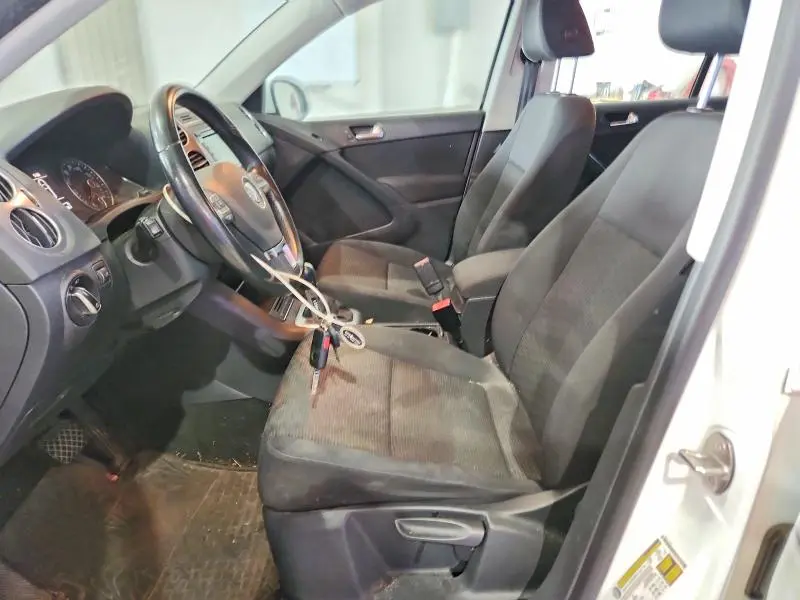 2015 VOLKSWAGEN TIGUAN S  