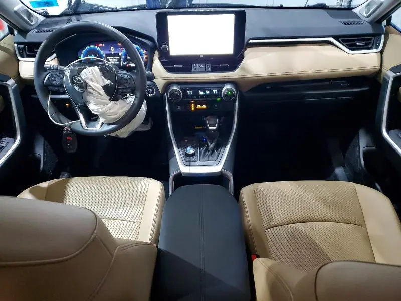 2025 TOYOTA RAV4 LIMITED  