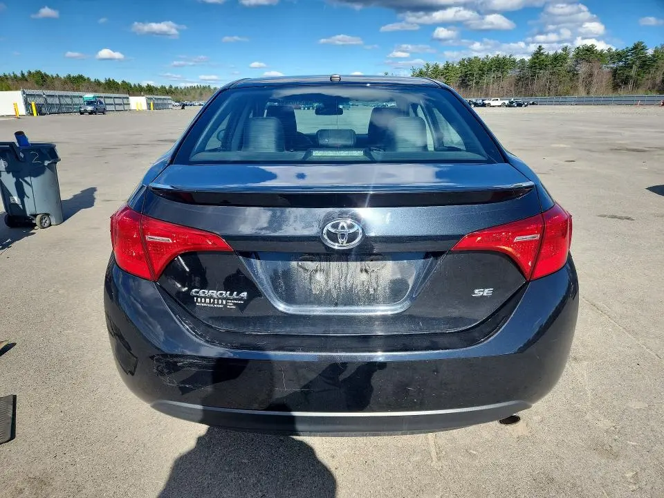 2019 TOYOTA COROLLA SE  