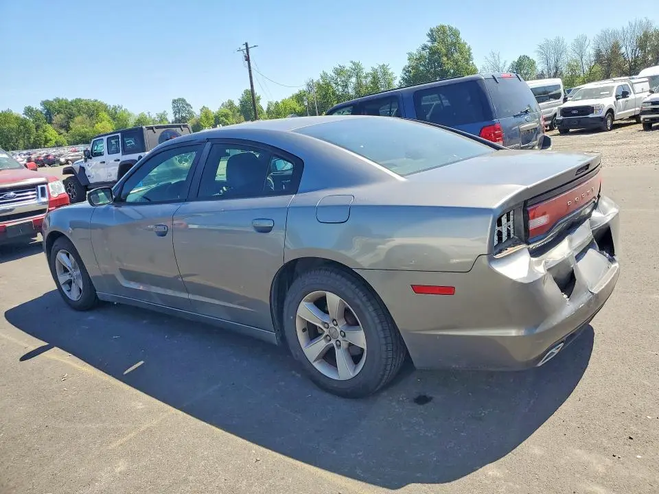 2012 DODGE CHARGER SE  