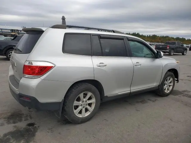 2011 TOYOTA HIGHLANDER BASE  