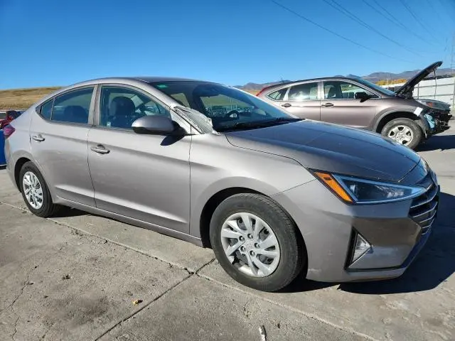 2020 HYUNDAI ELANTRA SE  