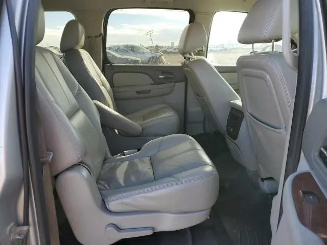 2012 CHEVROLET SUBURBAN K1500 LT  