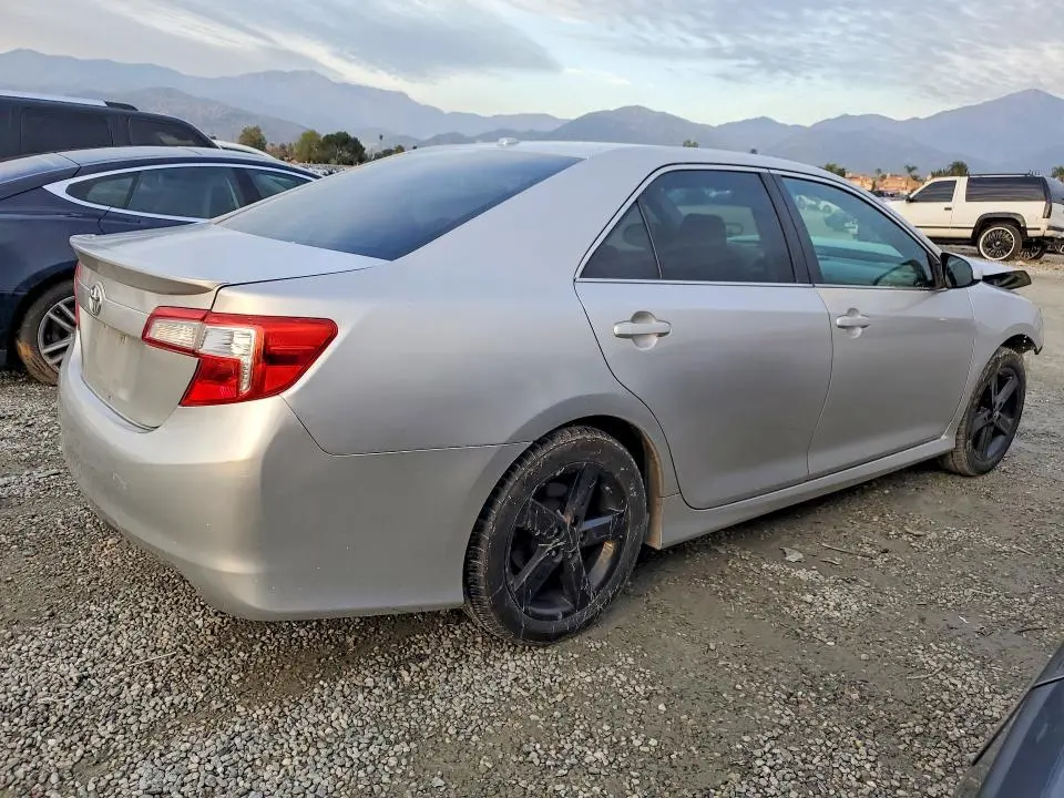 2012 TOYOTA CAMRY BASE  