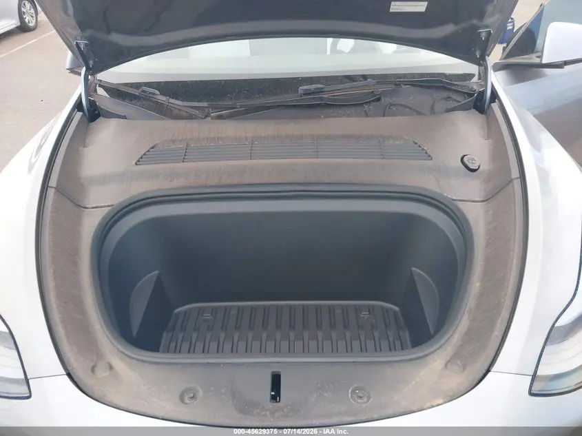 2024 TESLA MODEL Y LONG RANGE DUAL MOTOR ALL-WHEEL DRIVE