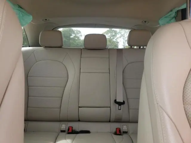 2022 MERCEDES-BENZ GLC 300  