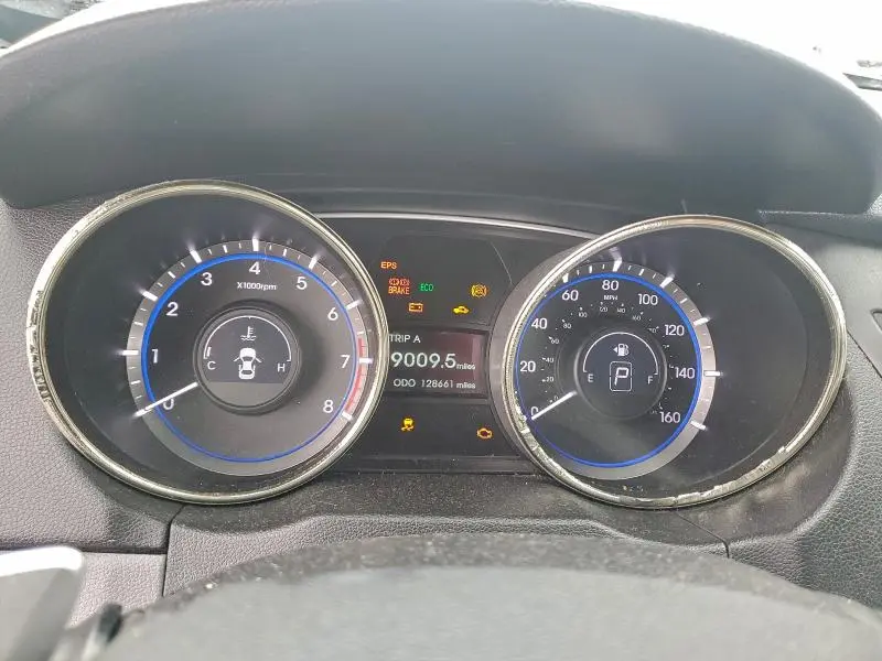 2012 HYUNDAI SONATA SE  