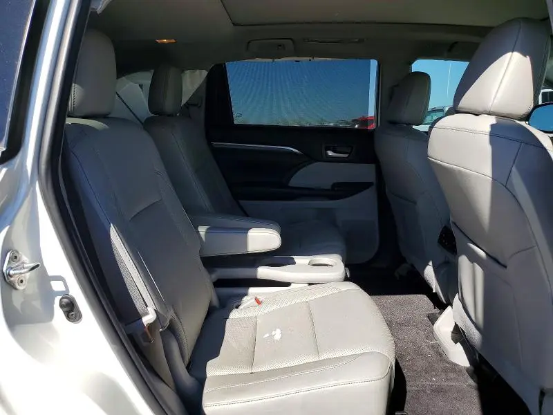 2019 TOYOTA HIGHLANDER HYBRID LIMITED  