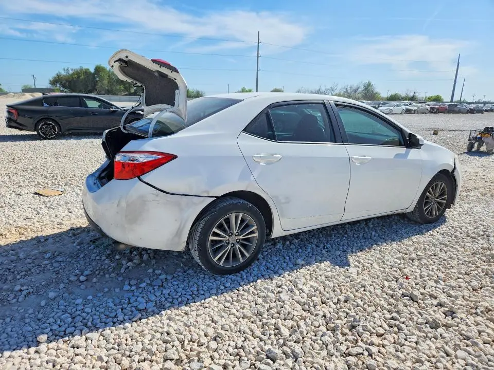 2015 TOYOTA COROLLA LE PLUS  