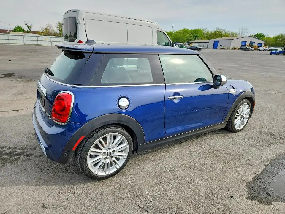 2015 MINI COOPER S  