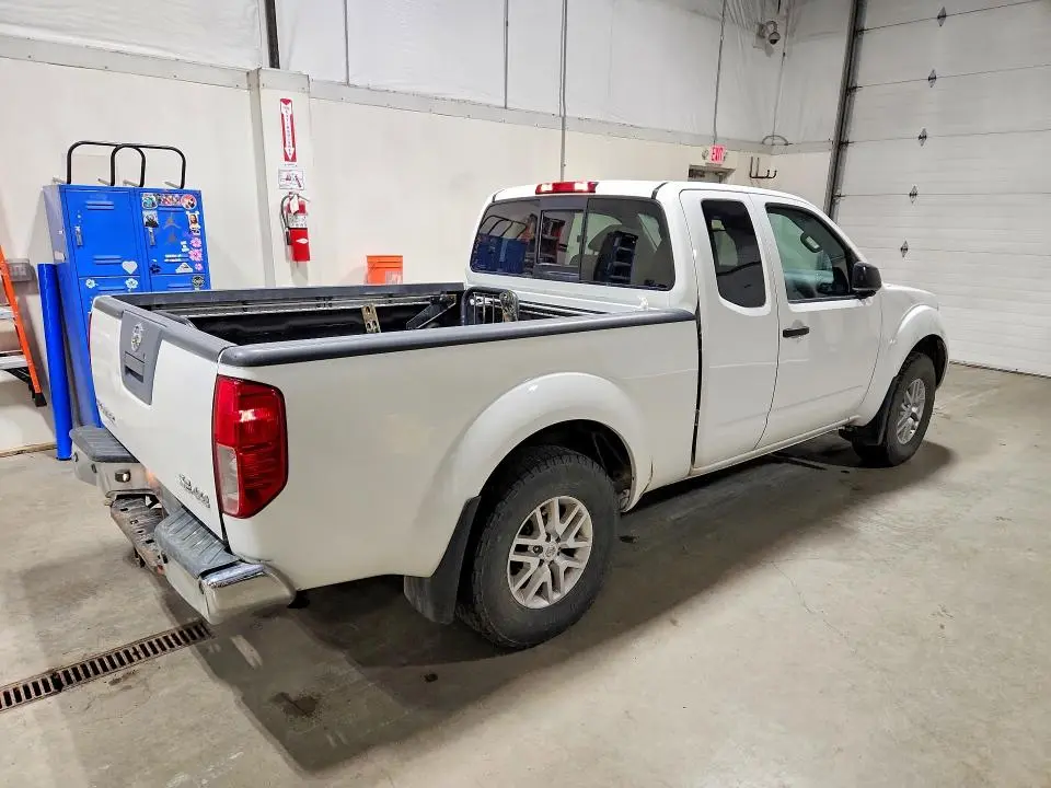 2019 NISSAN FRONTIER SV V6  