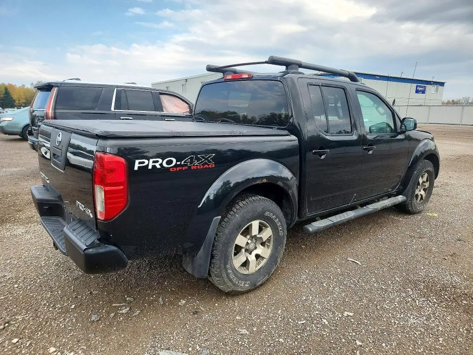 2012 NISSAN FRONTIER S  