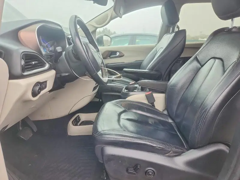 2017 CHRYSLER PACIFICA TOURING L  