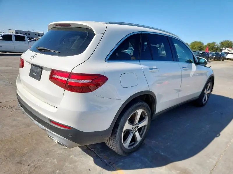 2018 MERCEDES-BENZ GLC 300  