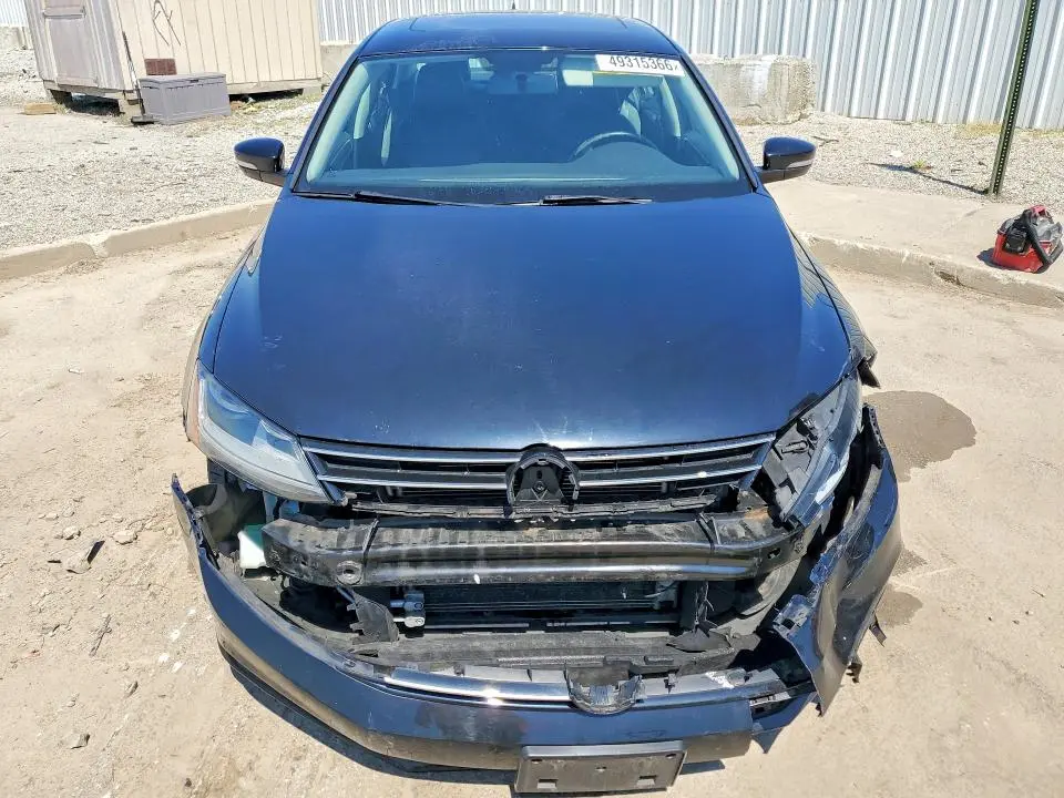 2017 VOLKSWAGEN JETTA SE  