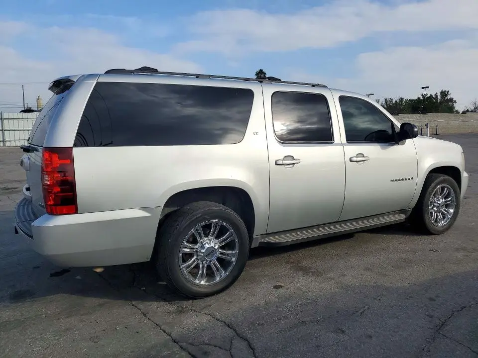 2010 CHEVROLET SUBURBAN C1500 LT  