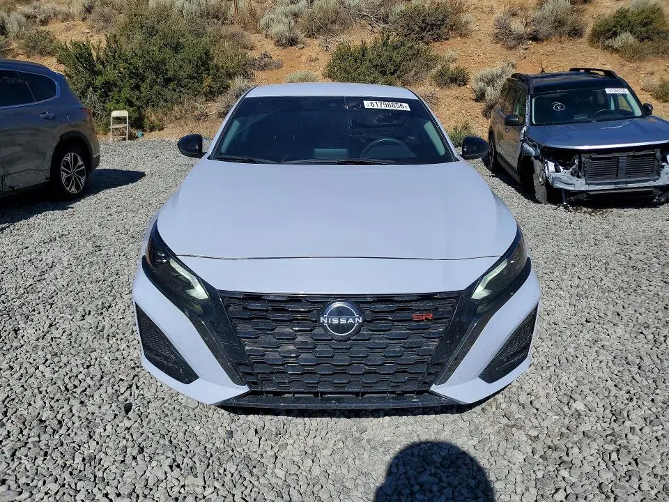 2024 NISSAN ALTIMA SR  