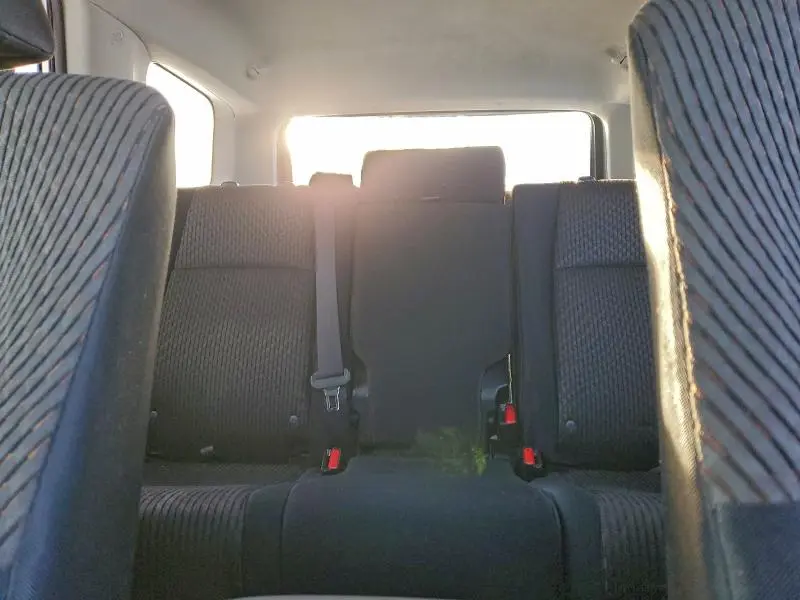 2010 TOYOTA 4RUNNER SR5  