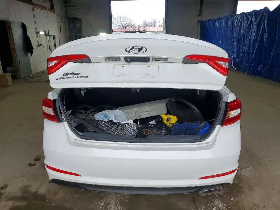 2017 HYUNDAI SONATA SE  