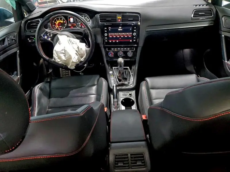 2018 VOLKSWAGEN GTI S/SE  