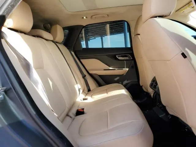 2020 JAGUAR F-PACE PREMIUM  