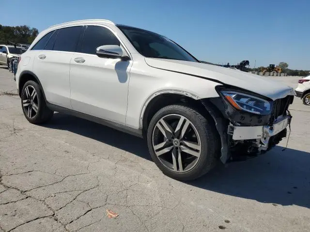 2021 MERCEDES-BENZ GLC 300