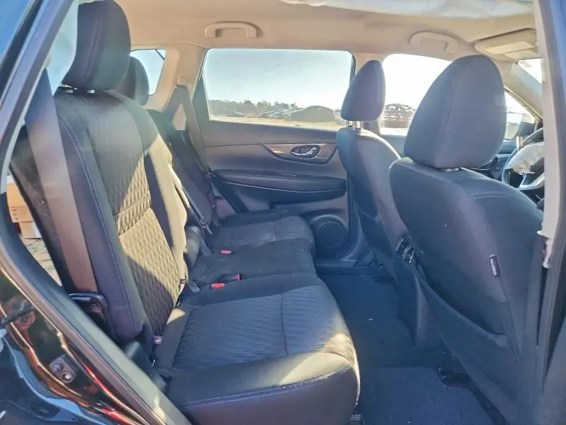 2019 NISSAN ROGUE S  