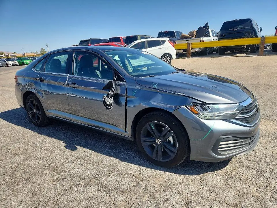 2022 VOLKSWAGEN JETTA SE  