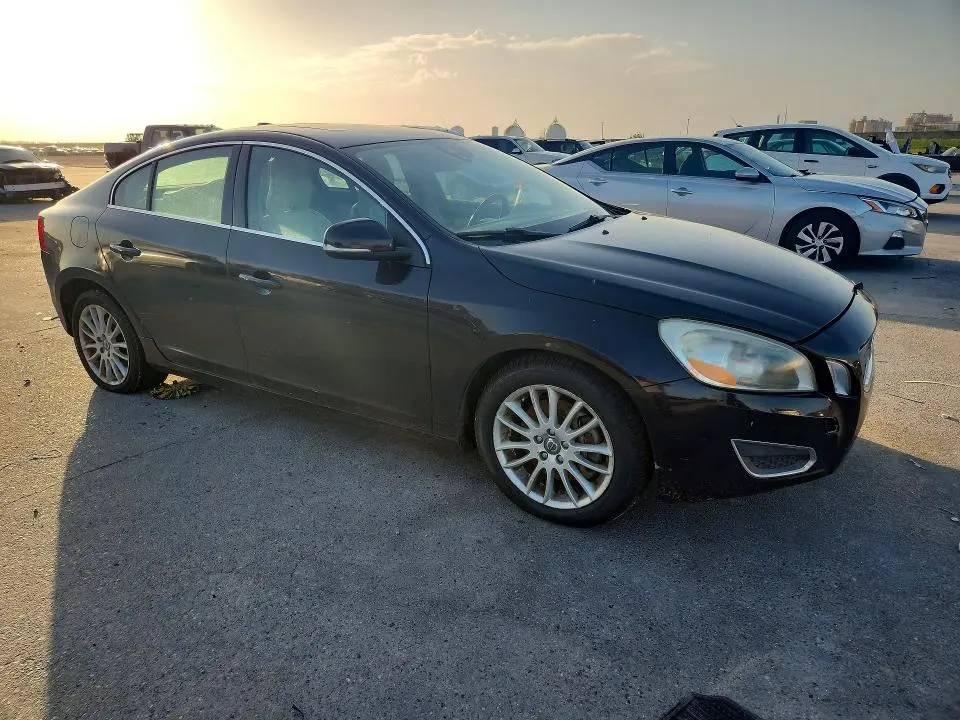 2012 VOLVO S60 T5  