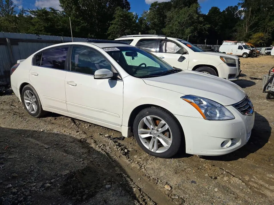 2012 NISSAN ALTIMA SR  