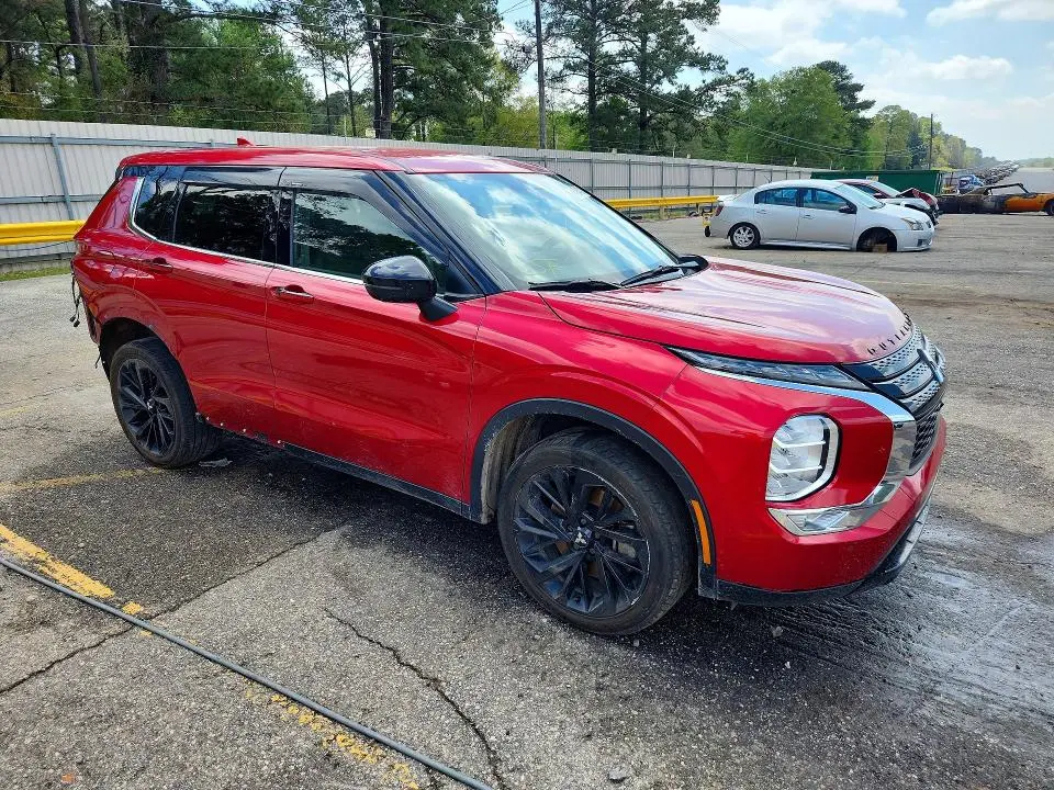 2023 MITSUBISHI OUTLANDER SE  
