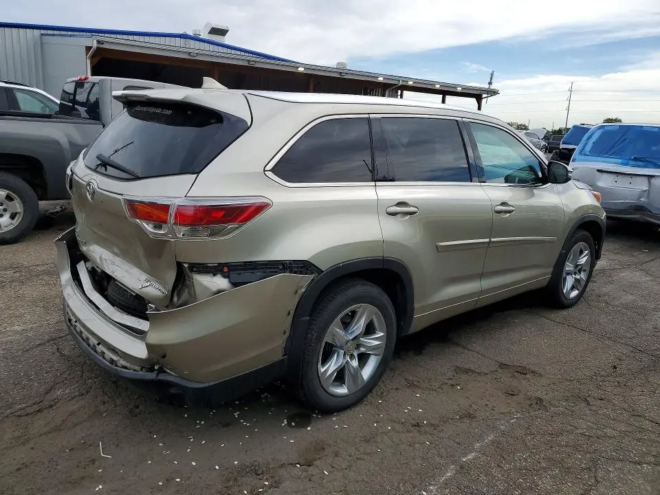 2015 TOYOTA HIGHLANDER LIMITED  
