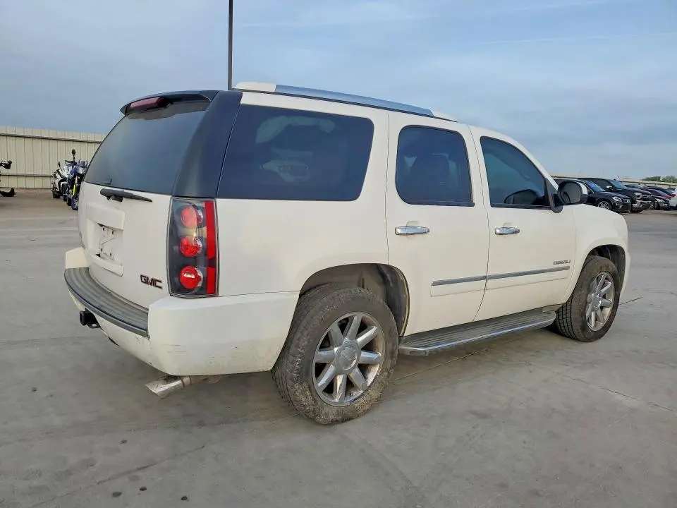 2010 GMC YUKON DENALI  