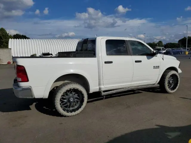 2016 RAM 1500 SLT